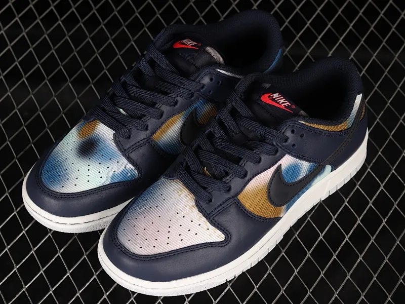 All Categories Nk SB Dunk Series Nk SB Dunk Low Low-top sneakers F version Nk Dunk Low "Graffiti" Street tie-dye graffiti SB low-top sports and leisure sneakers DM0108-400